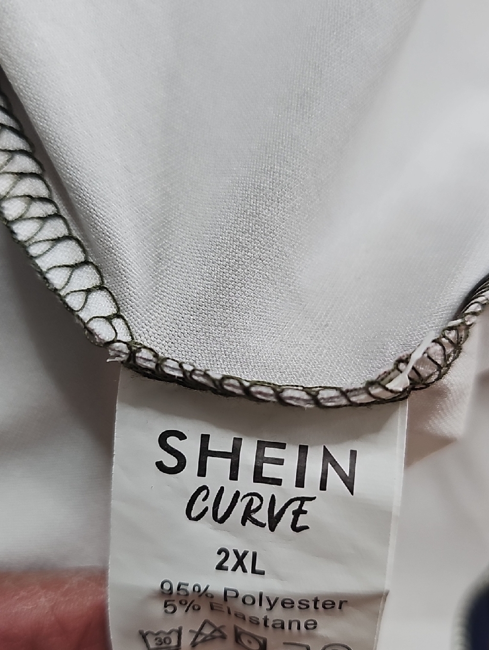 SHEIN White Skirt with Black Overlock Stitching - Picture 3 of 3